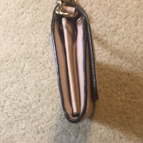 Michael Kors pink crossbody bag - Picture 7 of 12